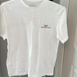 Vineyard Vine t shirt XS